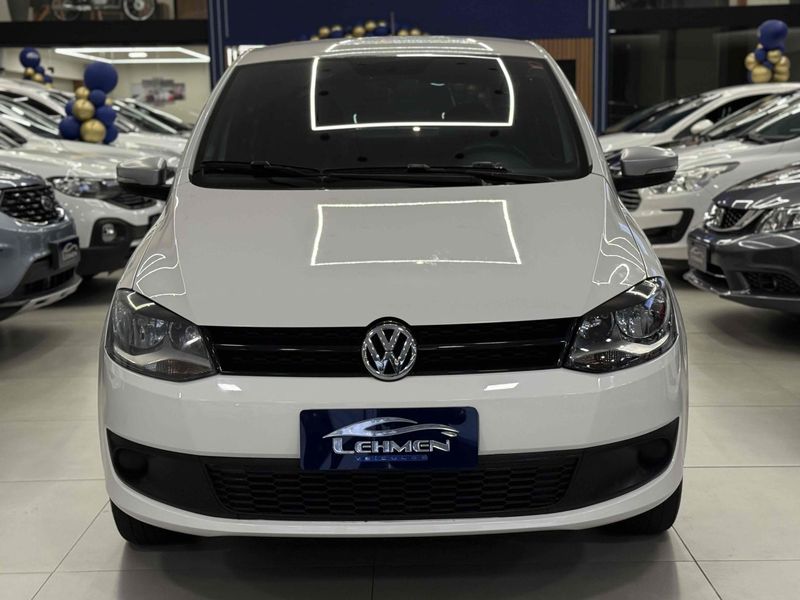 VOLKSWAGEN FOX 1.6 MI ROCK IN RIO 8V 2014/2014 LEHMEN VEÍCULOS VENÂNCIO AIRES / Carros no Vale