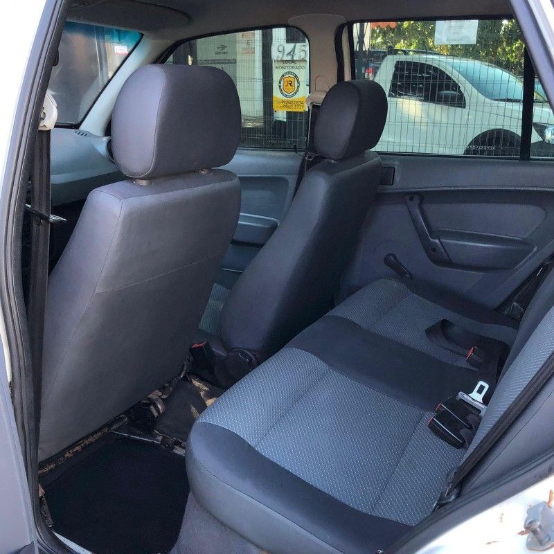 Volkswagen GOL G4 1.0 2014/2014 SÉRGIO VEÍCULOS TEUTÔNIA / Carros no Vale