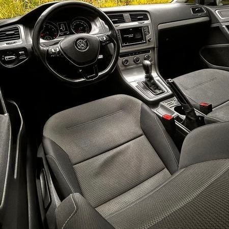 Volkswagen GOLF COMFORTLINE 1.6 MSI 2016/2016 SÉRGIO VEÍCULOS TEUTÔNIA / Carros no Vale