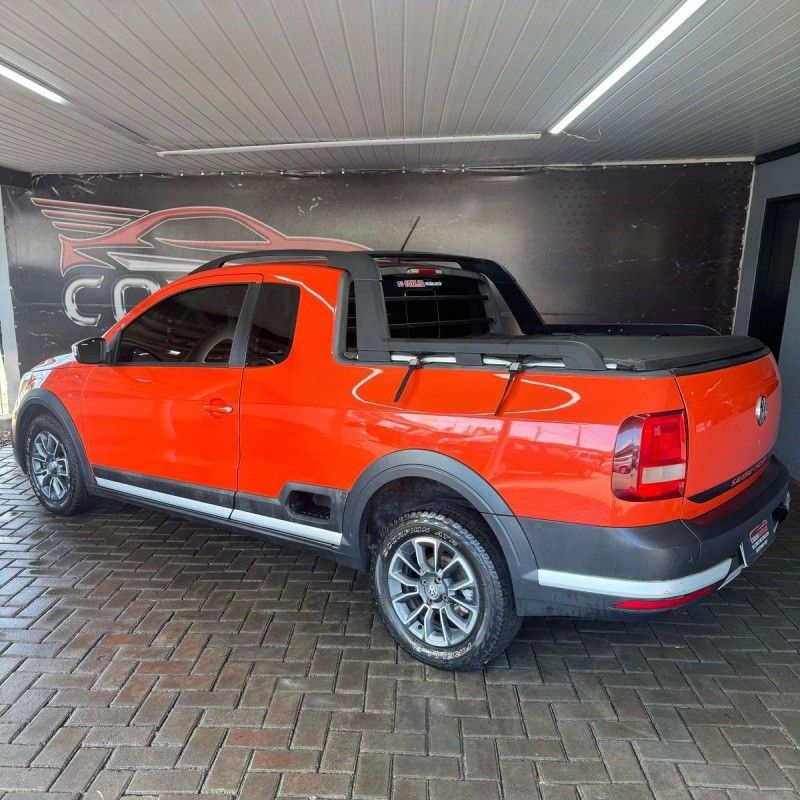 Volkswagen SAVEIRO CROSS 1.6 2017/2017 SÉRGIO VEÍCULOS TEUTÔNIA / Carros no Vale