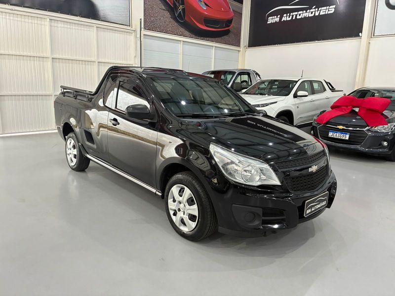 Chevrolet Montana 1.4 Ls 8v 2017/2018 SIM AUTOMÓVEIS ROLANTE / Carros no Vale