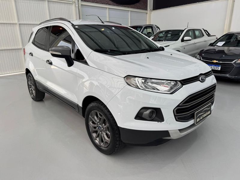 Ford Ecosport Freestyle 1.6 Mec. 2014/2015 SIM AUTOMÓVEIS ROLANTE / Carros no Vale