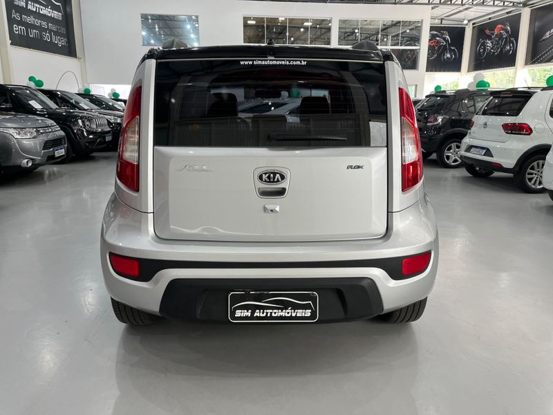 Kia Soul Ex 1.6 Ff 2012/2013 SIM AUTOMÓVEIS ROLANTE / Carros no Vale