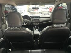 Nissan Kicks Sv Cvt 1.6 16v 2017/2018 SIM AUTOMÓVEIS ROLANTE / Carros no Vale