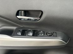 Nissan Kicks Sv Cvt 1.6 16v 2017/2018 SIM AUTOMÓVEIS ROLANTE / Carros no Vale