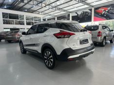 Nissan Kicks Sv Cvt 1.6 16v 2017/2018 SIM AUTOMÓVEIS ROLANTE / Carros no Vale