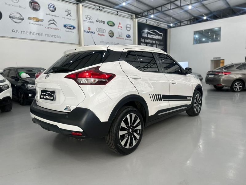 Nissan Kicks Sv Cvt 1.6 16v 2017/2018 SIM AUTOMÓVEIS ROLANTE / Carros no Vale
