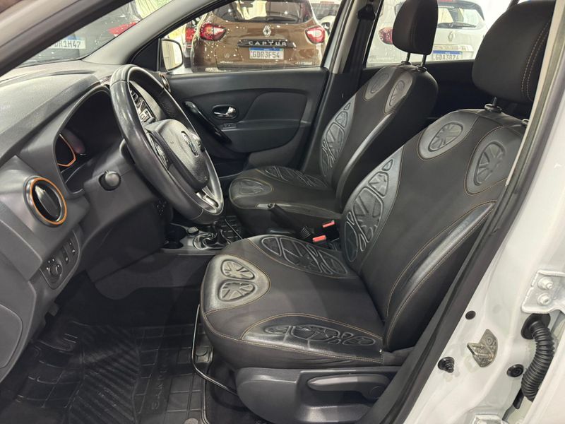 Renault Sandero Step 16r 2017/2018 SIM AUTOMÓVEIS ROLANTE / Carros no Vale