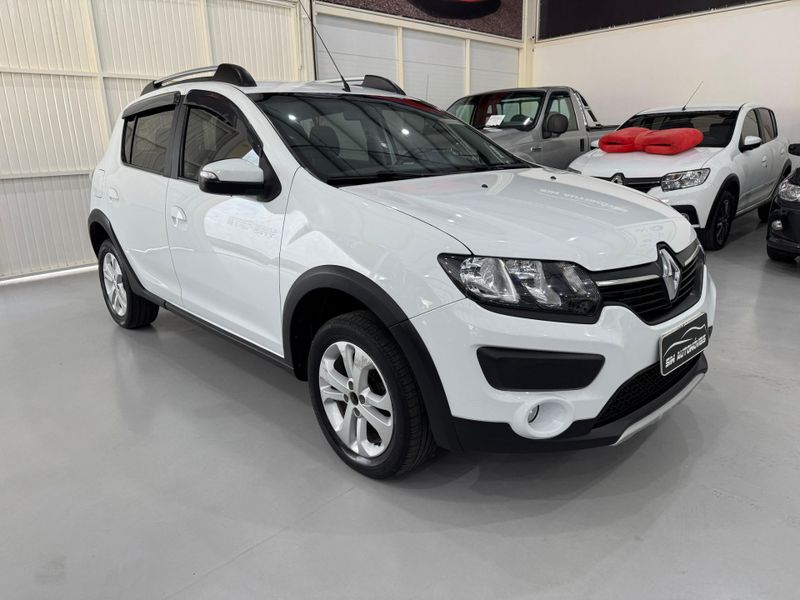 Renault Sandero Step 16r 2017/2018 SIM AUTOMÓVEIS ROLANTE / Carros no Vale