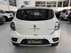 Renault Sandero Step 16r 2017/2018 SIM AUTOMÓVEIS ROLANTE / Carros no Vale