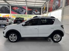 Renault Sandero Step 16r 2017/2018 SIM AUTOMÓVEIS ROLANTE / Carros no Vale