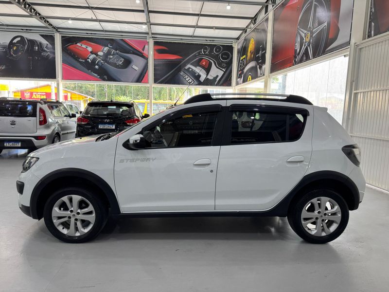 Renault Sandero Step 16r 2017/2018 SIM AUTOMÓVEIS ROLANTE / Carros no Vale