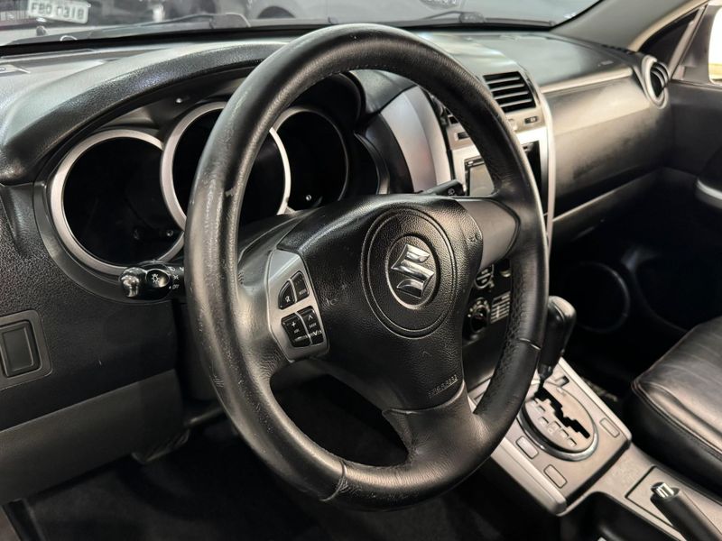 Suzuki Grand Vitara 2.0 16v 4×4 2012/2012 SIM AUTOMÓVEIS ROLANTE / Carros no Vale