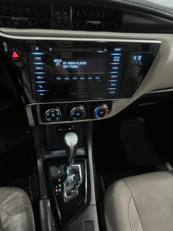 Toyota Corolla 1.8 Gli Upper 16v 2019/2019 SIM AUTOMÓVEIS ROLANTE / Carros no Vale