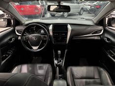 Toyota Yaris 1.5 16v Sedan Xs Connect Multidrive 2020/2020 SIM AUTOMÓVEIS ROLANTE / Carros no Vale