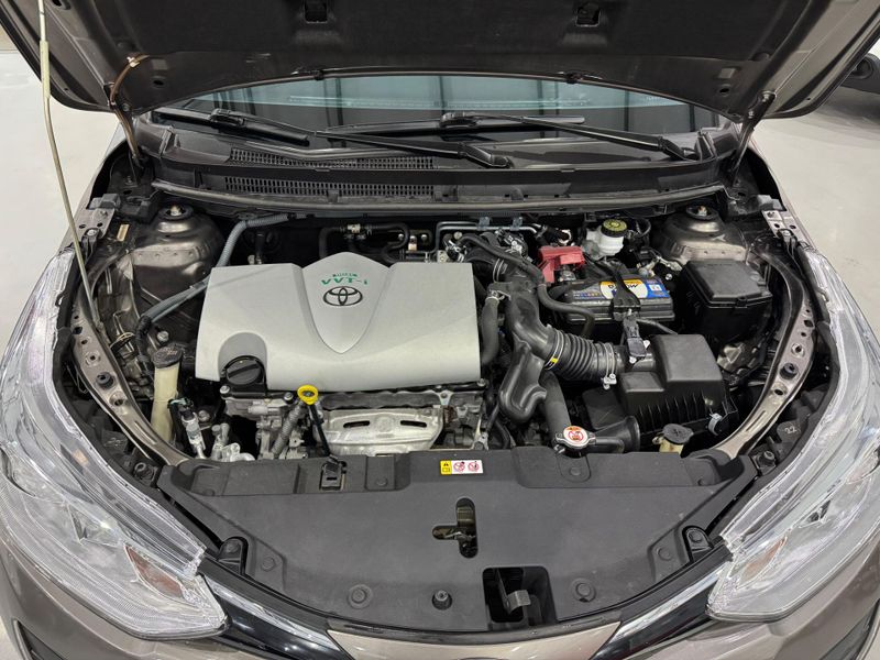 Toyota Yaris 1.5 16v Sedan Xs Connect Multidrive 2020/2020 SIM AUTOMÓVEIS ROLANTE / Carros no Vale