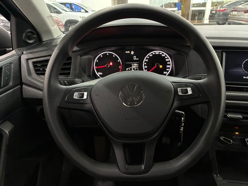 Volkswagen Polo Track Ma 2023/2024 SIM AUTOMÓVEIS ROLANTE / Carros no Vale