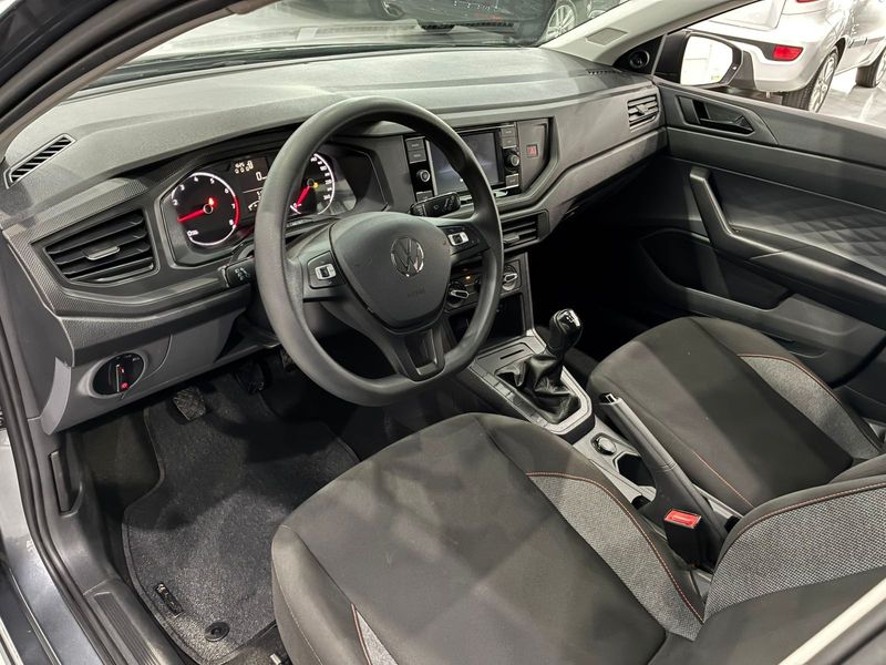 Volkswagen Polo Track Ma 2023/2024 SIM AUTOMÓVEIS ROLANTE / Carros no Vale