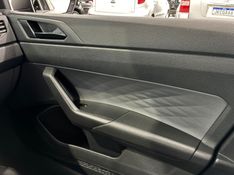 Volkswagen Polo Track Ma 2023/2024 SIM AUTOMÓVEIS ROLANTE / Carros no Vale