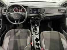 Volkswagen Polo Track Ma 2023/2024 SIM AUTOMÓVEIS ROLANTE / Carros no Vale