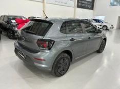 Volkswagen Polo Track Ma 2023/2024 SIM AUTOMÓVEIS ROLANTE / Carros no Vale