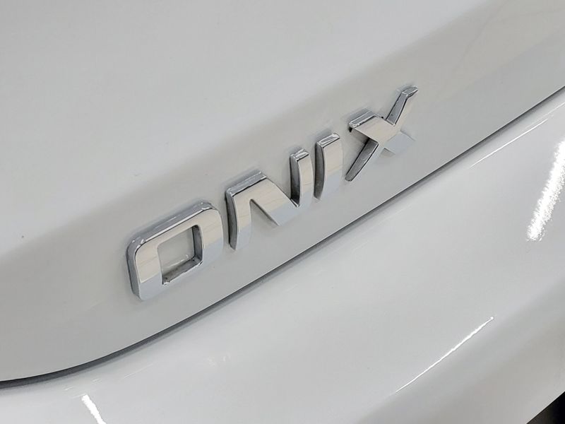 Chevrolet ONIX 1.0 FLEX LT MANUAL 2021/2022 BETIOLO NOVOS E SEMINOVOS LAJEADO / Carros no Vale