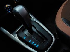 Chevrolet ONIX 1.4 MPFI ACTIV 8V FLEX 4P AUTOMÁTICO 2018/2018 BETIOLO NOVOS E SEMINOVOS LAJEADO / Carros no Vale