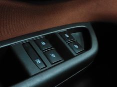 Chevrolet ONIX 1.4 MPFI ACTIV 8V FLEX 4P AUTOMÁTICO 2018/2018 BETIOLO NOVOS E SEMINOVOS LAJEADO / Carros no Vale