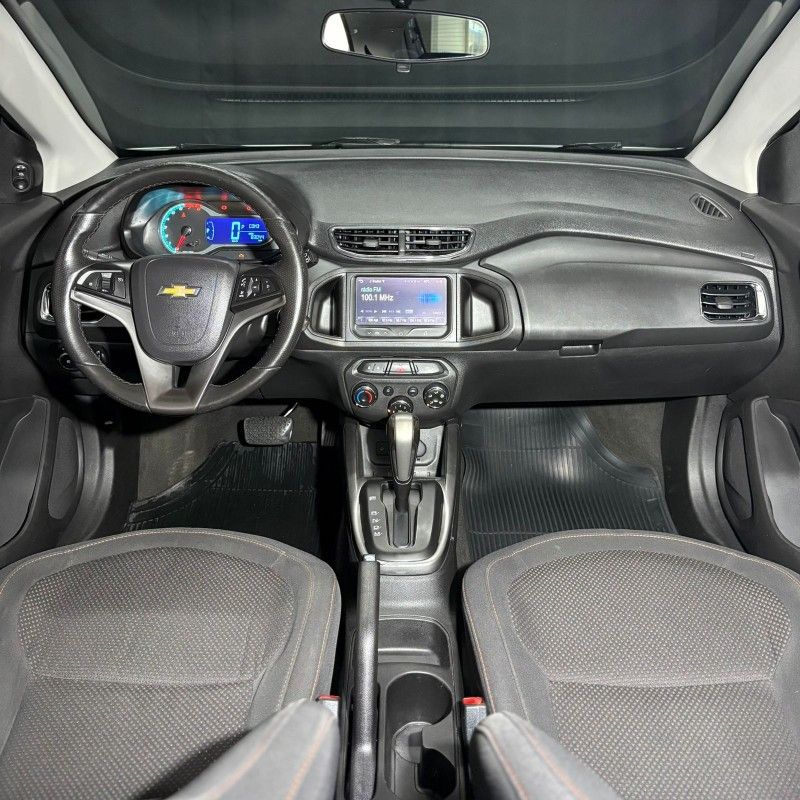 Chevrolet ONIX LTZ 1.4 2015/2015 SÉRGIO VEÍCULOS TEUTÔNIA / Carros no Vale