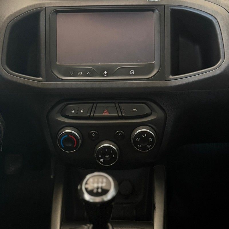 Chevrolet PRISMA LTZ 1.4 2015/2015 SÉRGIO VEÍCULOS TEUTÔNIA / Carros no Vale