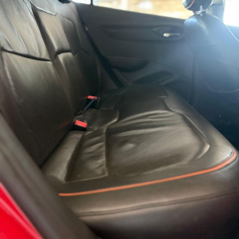 Chevrolet PRISMA LTZ 1.4 2015/2015 SÉRGIO VEÍCULOS TEUTÔNIA / Carros no Vale