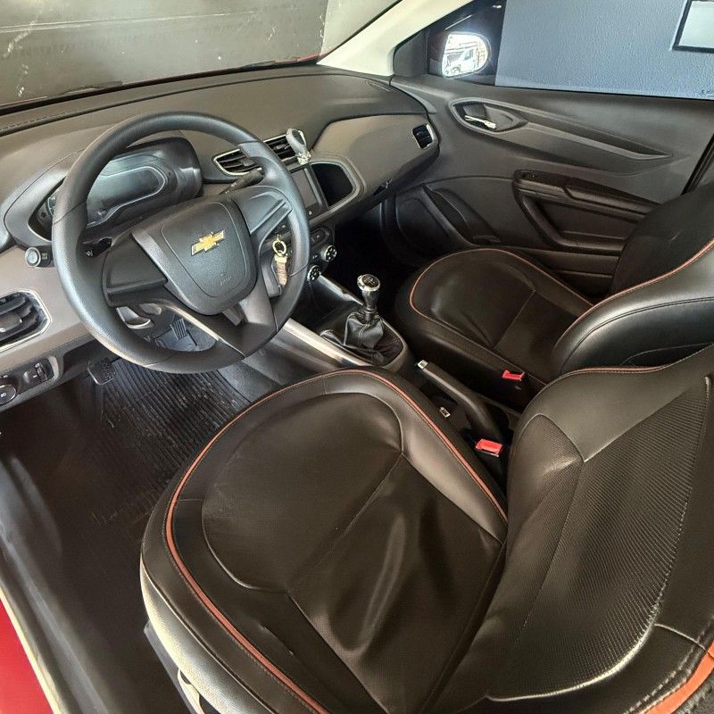 Chevrolet PRISMA LTZ 1.4 2015/2015 SÉRGIO VEÍCULOS TEUTÔNIA / Carros no Vale