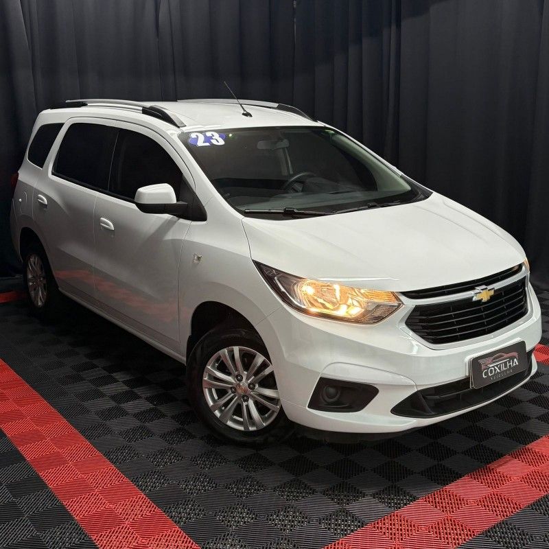Chevrolet SPIN LT 1.8 2023/2023 SÉRGIO VEÍCULOS TEUTÔNIA / Carros no Vale Chevrolet SPIN LT 1.8 2023/2023 SÉRGIO VEÍCULOS TEUTÔNIA / Carros no Vale
