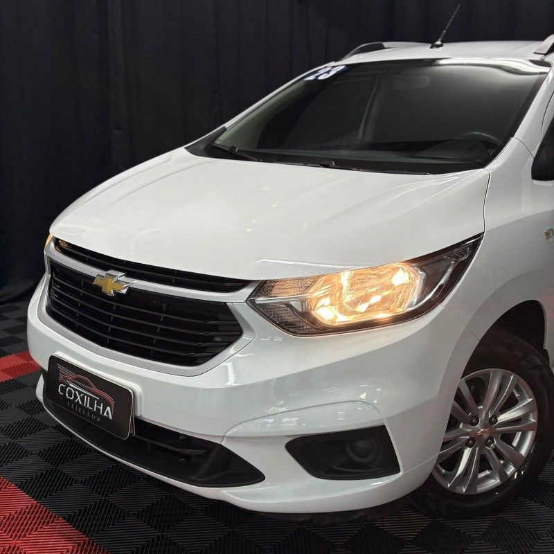 Chevrolet SPIN LT 1.8 2023/2023 SÉRGIO VEÍCULOS TEUTÔNIA / Carros no Vale Chevrolet SPIN LT 1.8 2023/2023 SÉRGIO VEÍCULOS TEUTÔNIA / Carros no Vale