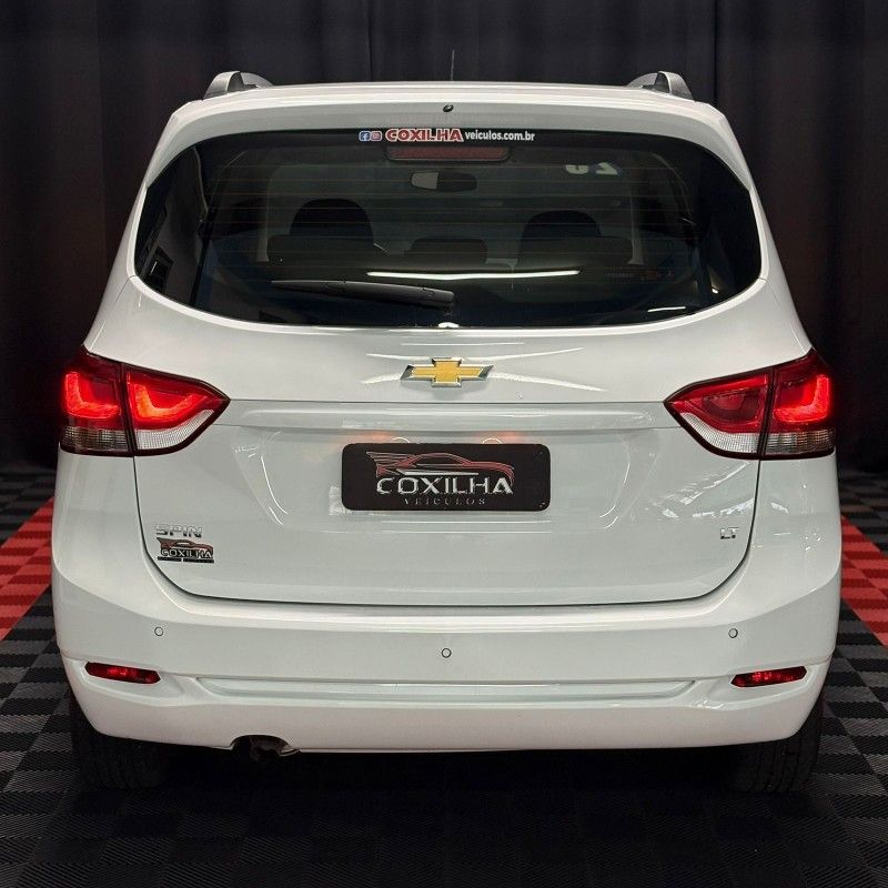 Chevrolet SPIN LT 1.8 2023/2023 SÉRGIO VEÍCULOS TEUTÔNIA / Carros no Vale Chevrolet SPIN LT 1.8 2023/2023 SÉRGIO VEÍCULOS TEUTÔNIA / Carros no Vale