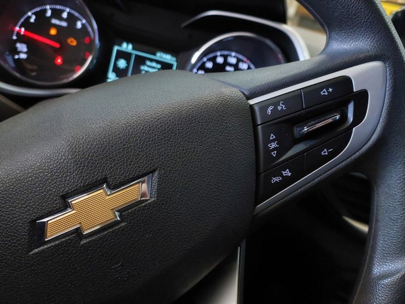 Chevrolet TRACKER 1.0 TURBO FLEX LT AUTOMÁTICO 2021/2021 BETIOLO NOVOS E SEMINOVOS LAJEADO / Carros no Vale