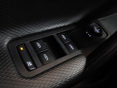 Chevrolet TRACKER 1.0 TURBO FLEX LT AUTOMÁTICO 2021/2021 BETIOLO NOVOS E SEMINOVOS LAJEADO / Carros no Vale