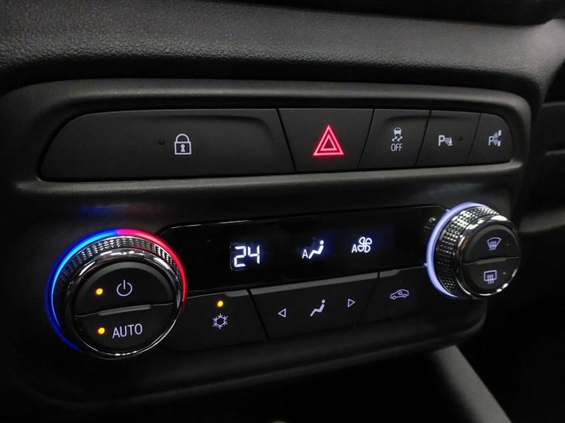 Chevrolet TRACKER 1.2 TURBO FLEX PREMIER AUTOMÁTICO 2024/2025 BETIOLO NOVOS E SEMINOVOS LAJEADO / Carros no Vale