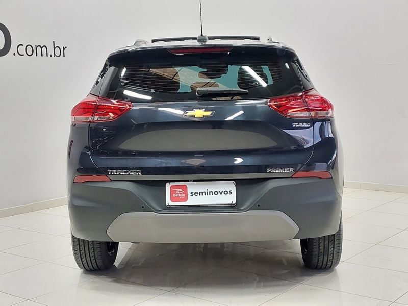 Chevrolet TRACKER 1.2 TURBO FLEX PREMIER AUTOMÁTICO 2024/2025 BETIOLO NOVOS E SEMINOVOS LAJEADO / Carros no Vale