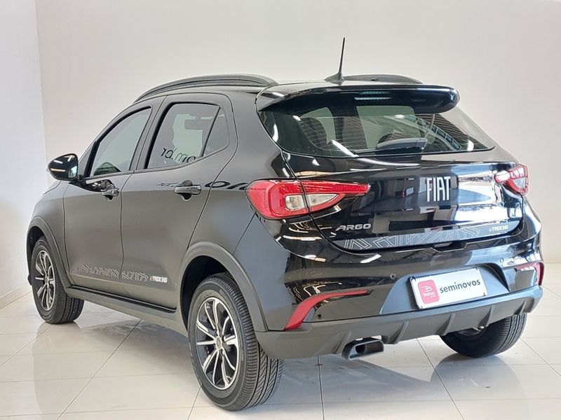 Fiat ARGO 1.3 FIREFLY FLEX TREKKING MANUAL 2021/2022 BETIOLO NOVOS E SEMINOVOS LAJEADO / Carros no Vale