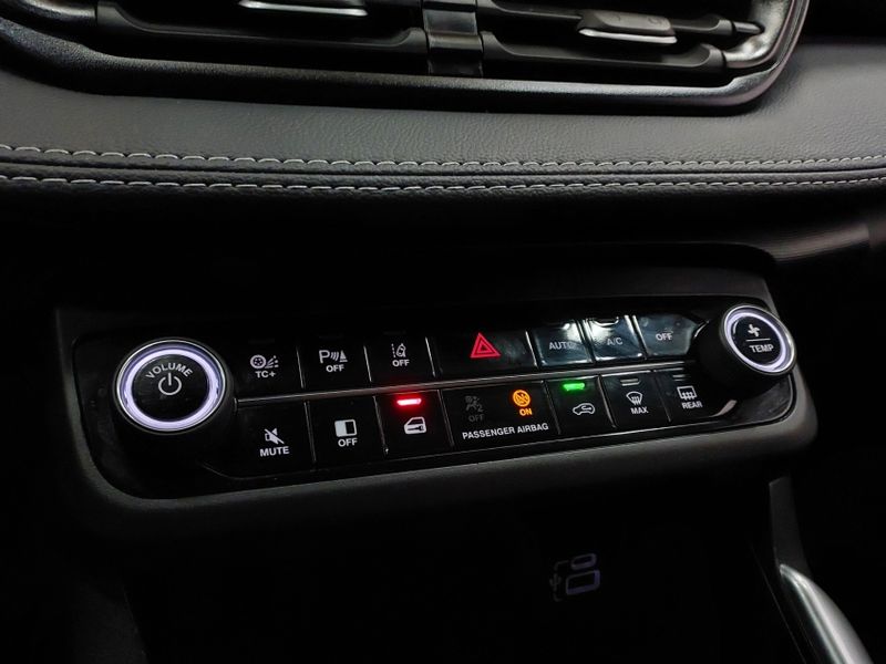 Fiat FASTBACK 1.3 TURBO 270 FLEX LIMITED EDITION AT6 2024/2024 BETIOLO NOVOS E SEMINOVOS LAJEADO / Carros no Vale