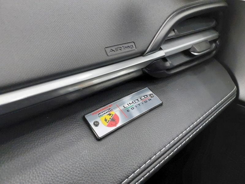 Fiat FASTBACK 1.3 TURBO 270 FLEX LIMITED EDITION AT6 2023/2024 BETIOLO NOVOS E SEMINOVOS LAJEADO / Carros no Vale