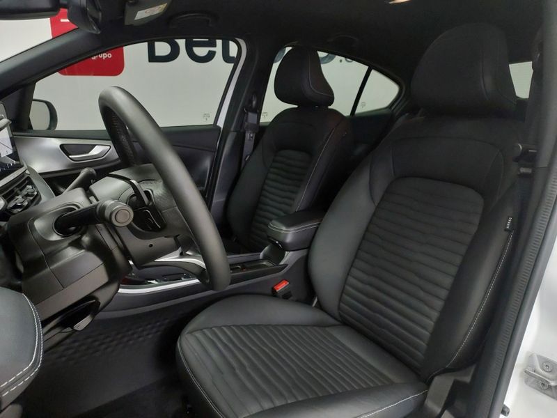 Fiat FASTBACK 1.3 TURBO 270 FLEX LIMITED EDITION AT6 2024/2024 BETIOLO NOVOS E SEMINOVOS LAJEADO / Carros no Vale