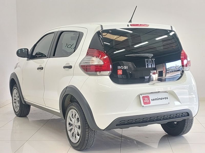 Fiat MOBI 1.0 EVO FLEX LIKE MANUAL 2022/2023 BETIOLO NOVOS E SEMINOVOS LAJEADO / Carros no Vale