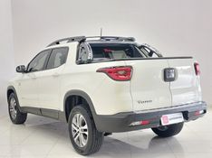 Fiat TORO 2.0 16V TURBO DIESEL FREEDOM 4WD AT9 2018/2019 BETIOLO NOVOS E SEMINOVOS LAJEADO / Carros no Vale