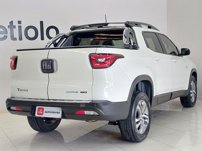 Fiat TORO 2.0 16V TURBO DIESEL FREEDOM 4WD AT9 2018/2019 BETIOLO NOVOS E SEMINOVOS LAJEADO / Carros no Vale