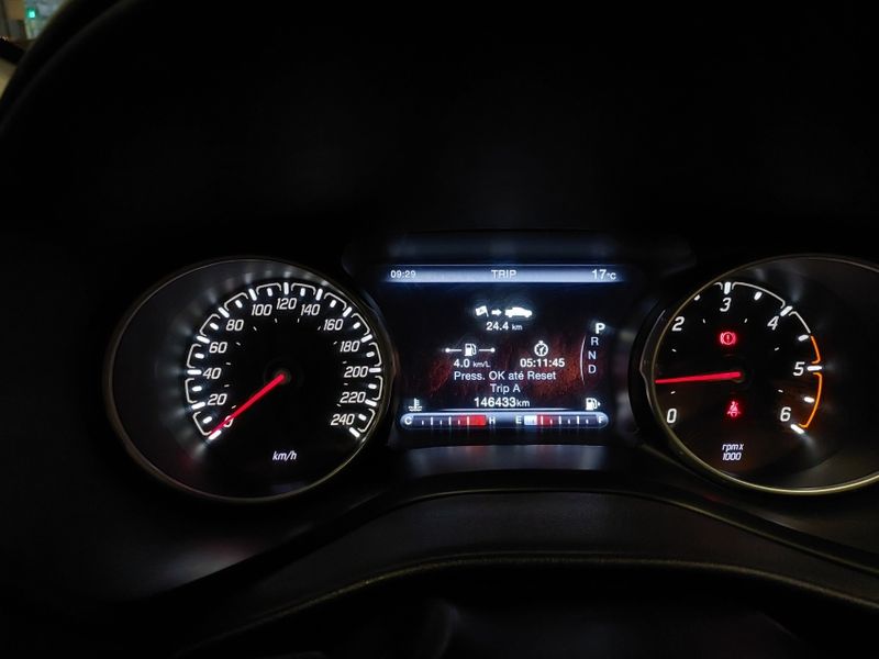 Fiat TORO 2.0 16V TURBO DIESEL RANCH 4WD AT9 2018/2019 BETIOLO NOVOS E SEMINOVOS LAJEADO / Carros no Vale