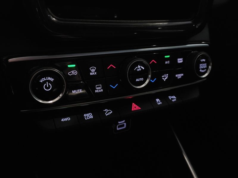 Fiat TORO 2.0 16V TURBO DIESEL VOLCANO 4WD AT9 2024/2025 BETIOLO NOVOS E SEMINOVOS LAJEADO / Carros no Vale
