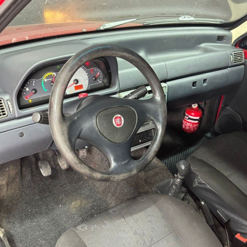 Fiat UNO MILLE FIRE ECONOMY 1.0 2013/2013 SÉRGIO VEÍCULOS TEUTÔNIA / Carros no Vale