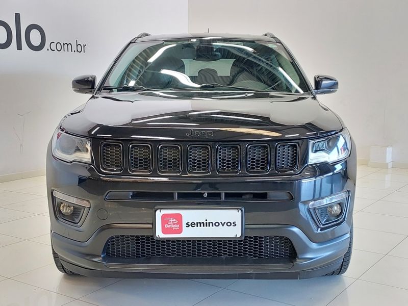 JEEP COMPASS 2.0 16V FLEX NIGHT EAGLE AUTOMÁTICO 2017/2018 BETIOLO NOVOS E SEMINOVOS LAJEADO / Carros no Vale